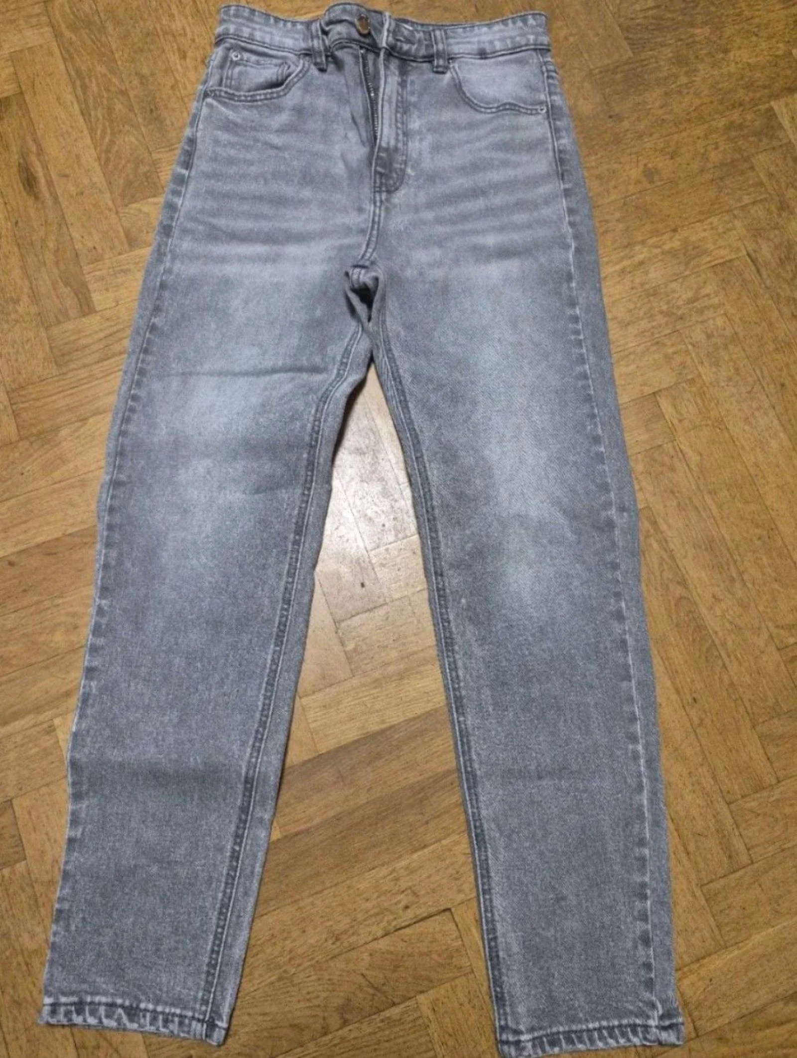 Vaqueros Pull&Bear grises rectos – Talla 36